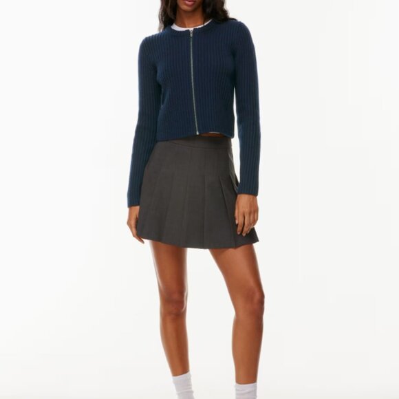 ARITZIA SUNDAY BEST Aisha Zipup - Picture 3 of 3